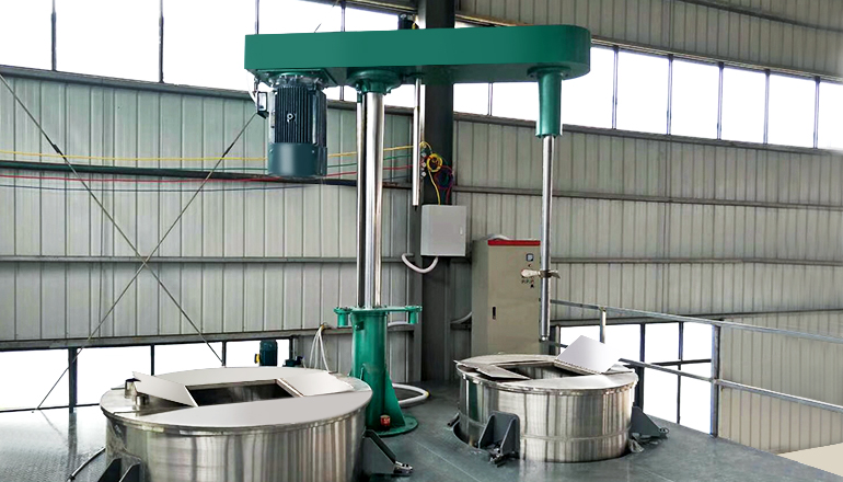 平臺(tái)式高速分散機(jī)特點(diǎn)