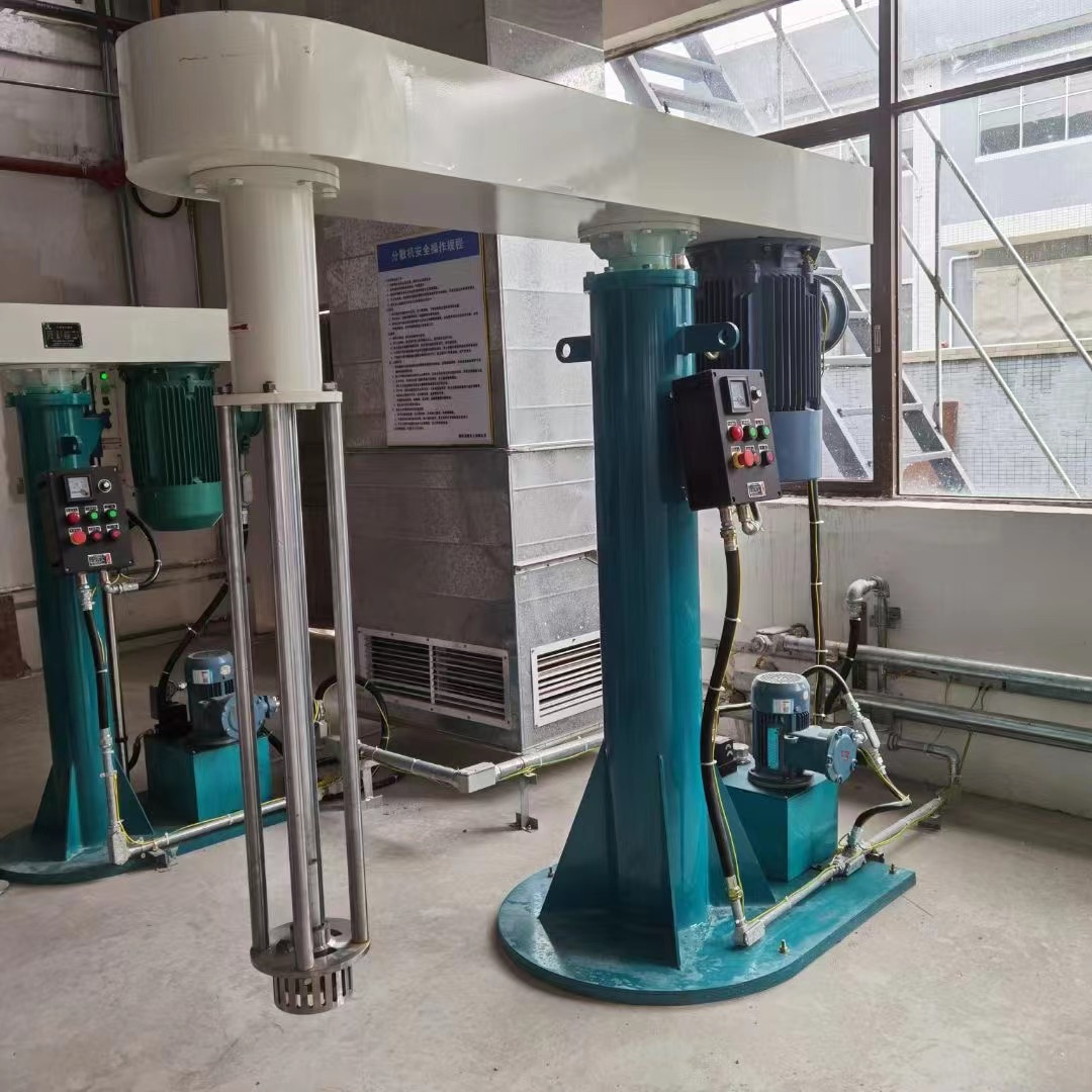 佛山油漆客戶訂購的LS籃式砂磨機已投入生產