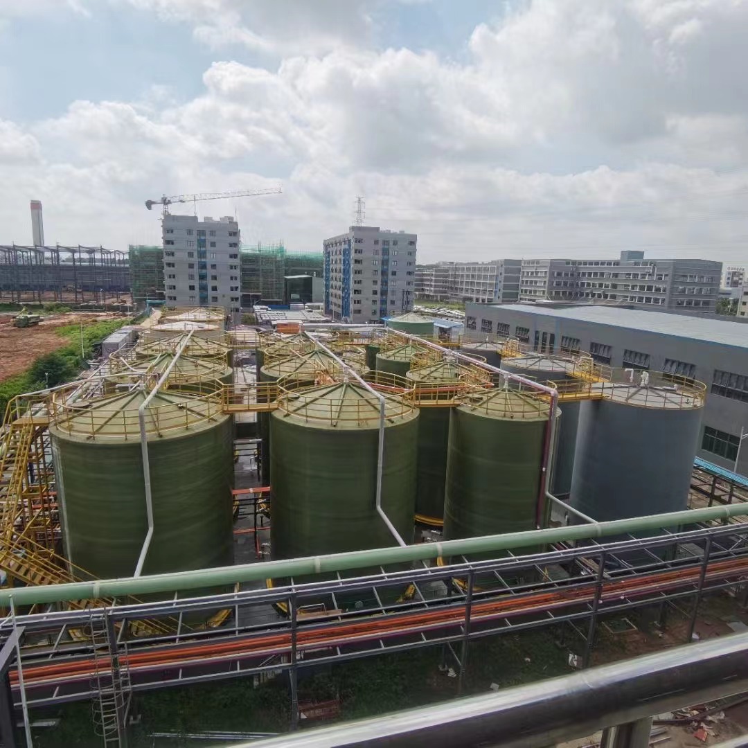 廣西萬磊集團(tuán)化工儲(chǔ)罐 埋地儲(chǔ)罐 立式儲(chǔ)罐 工程總包(圖3)