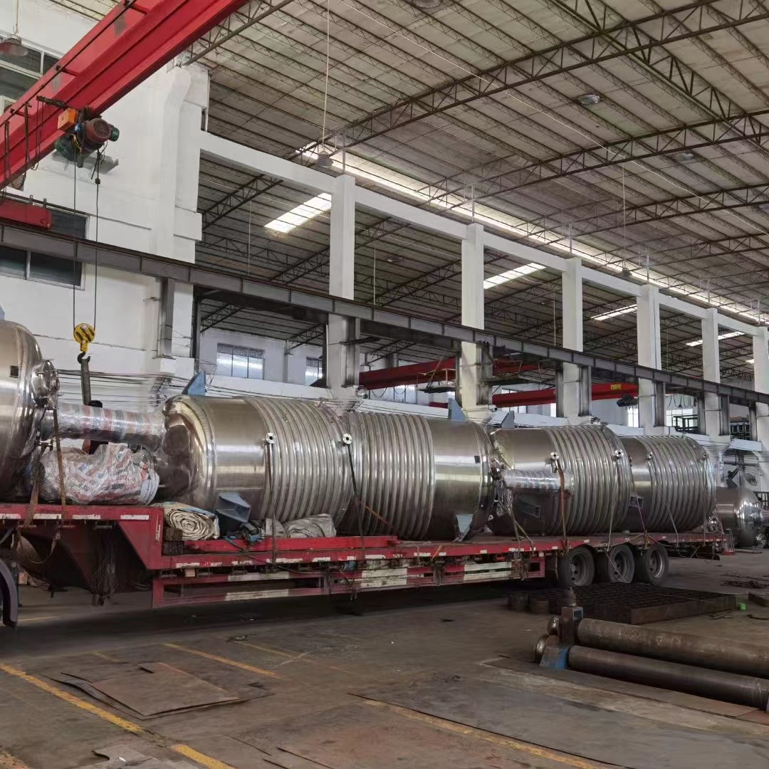 迪拜阿聯(lián)酋 采購平臺(tái)反應(yīng)釜15臺(tái) 及高速分散機(jī) 工程案例分享(圖4)